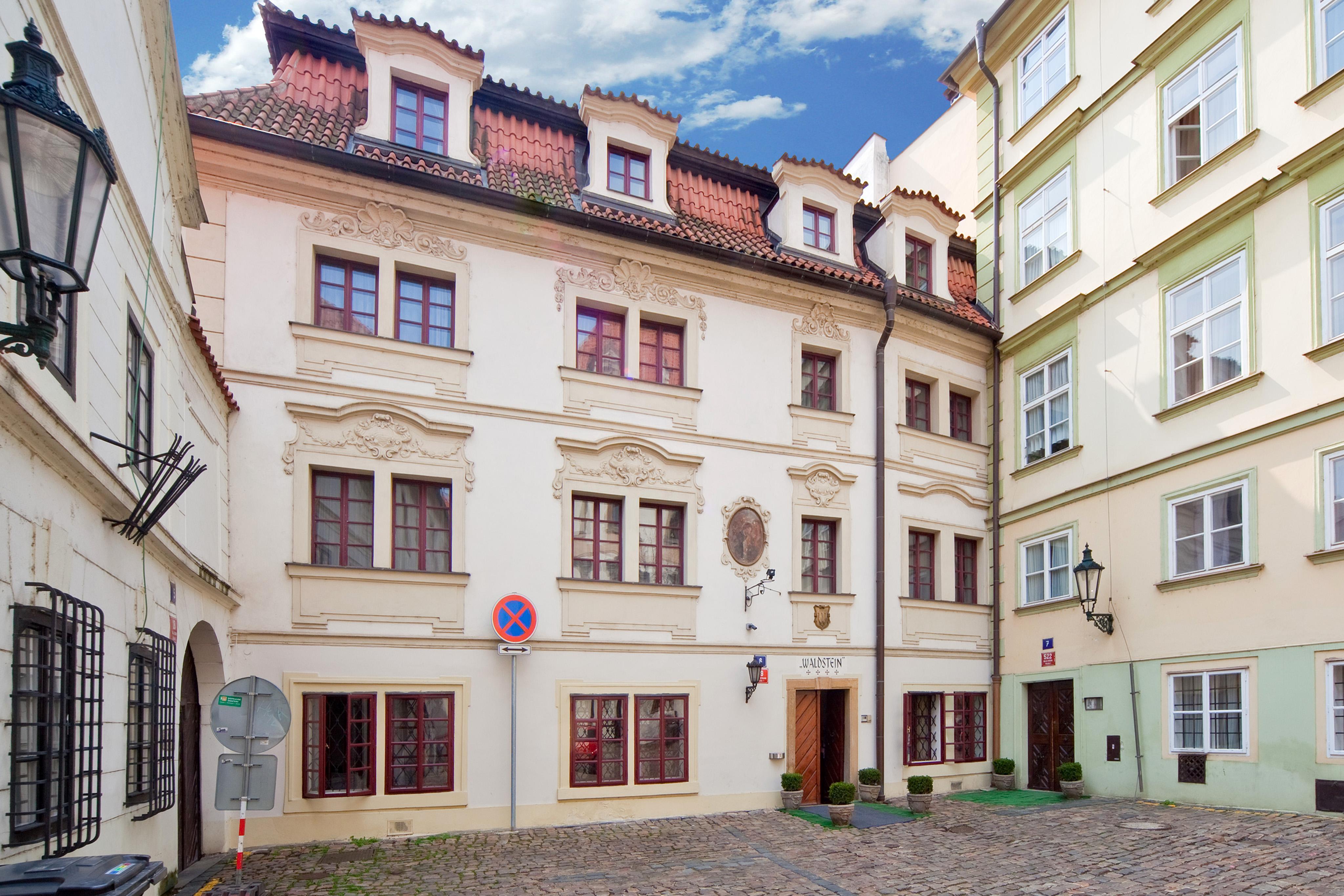 Hotel Waldstein Prag Exteriör bild
