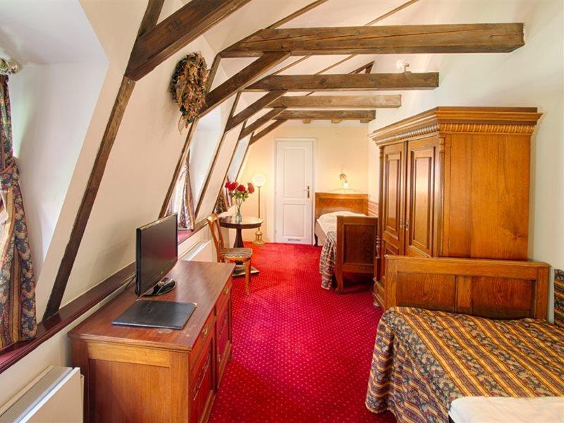 Hotel Waldstein Prag Exteriör bild