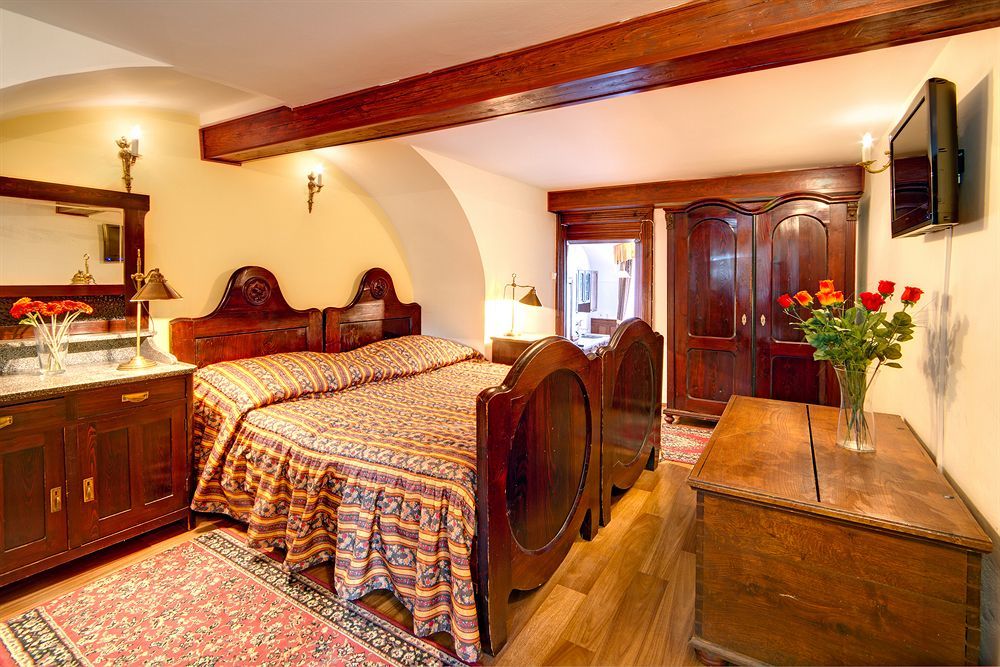 Hotel Waldstein Prag Exteriör bild
